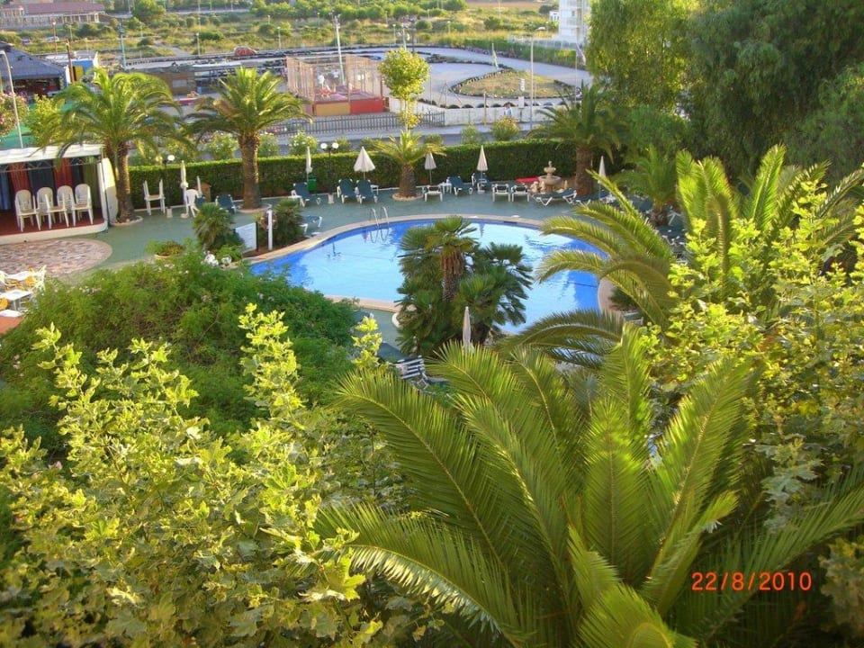 Ausblick auf den Pool La Santa Maria Hotel
