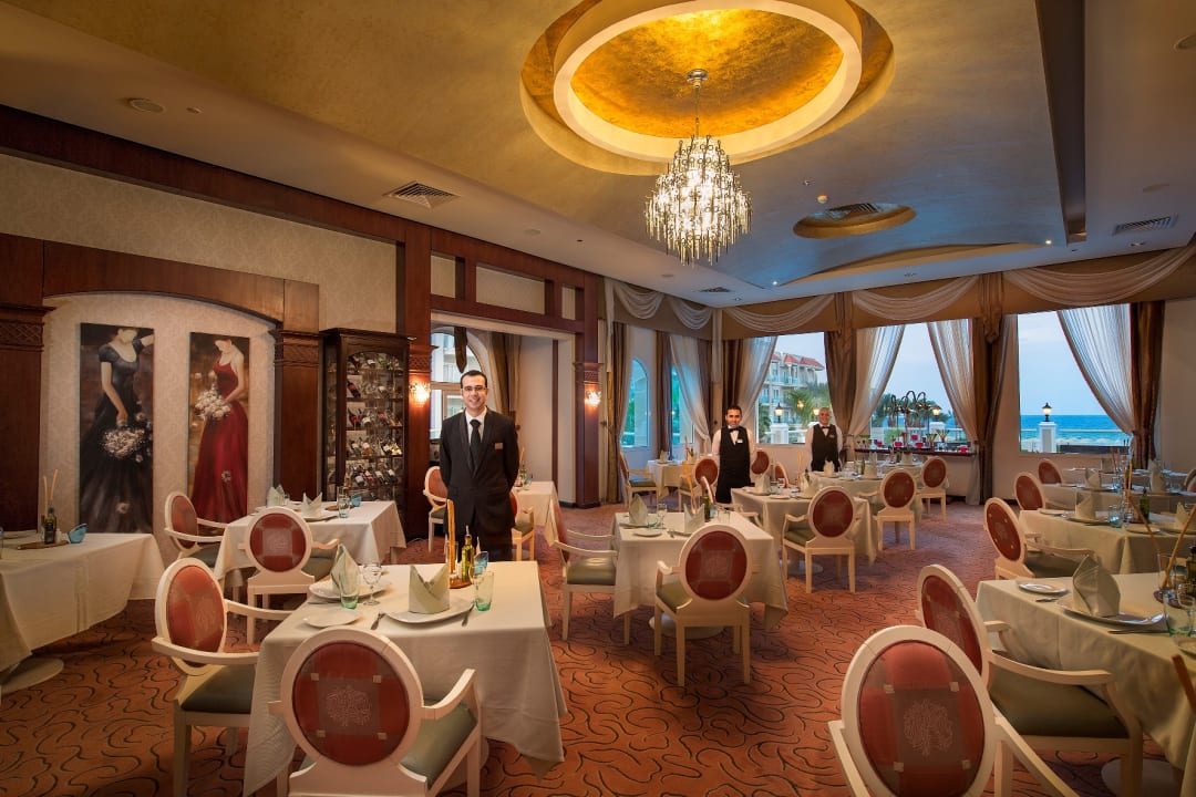 Restaurant Premier Le Reve Hotel & Spa