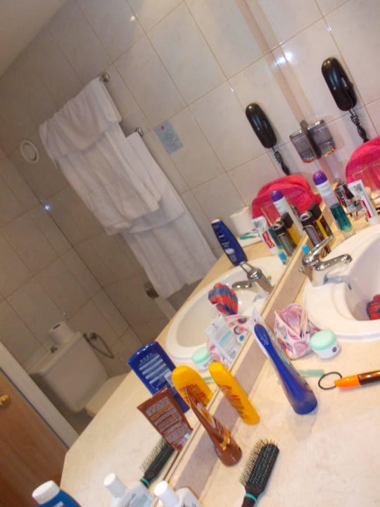 2014 Paradise Beach Hotel