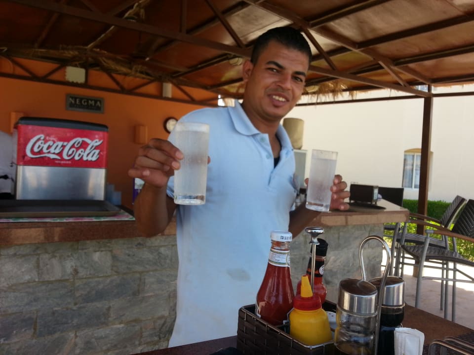 An der Strandbar Hotel JAZ Makadi Star & Spa