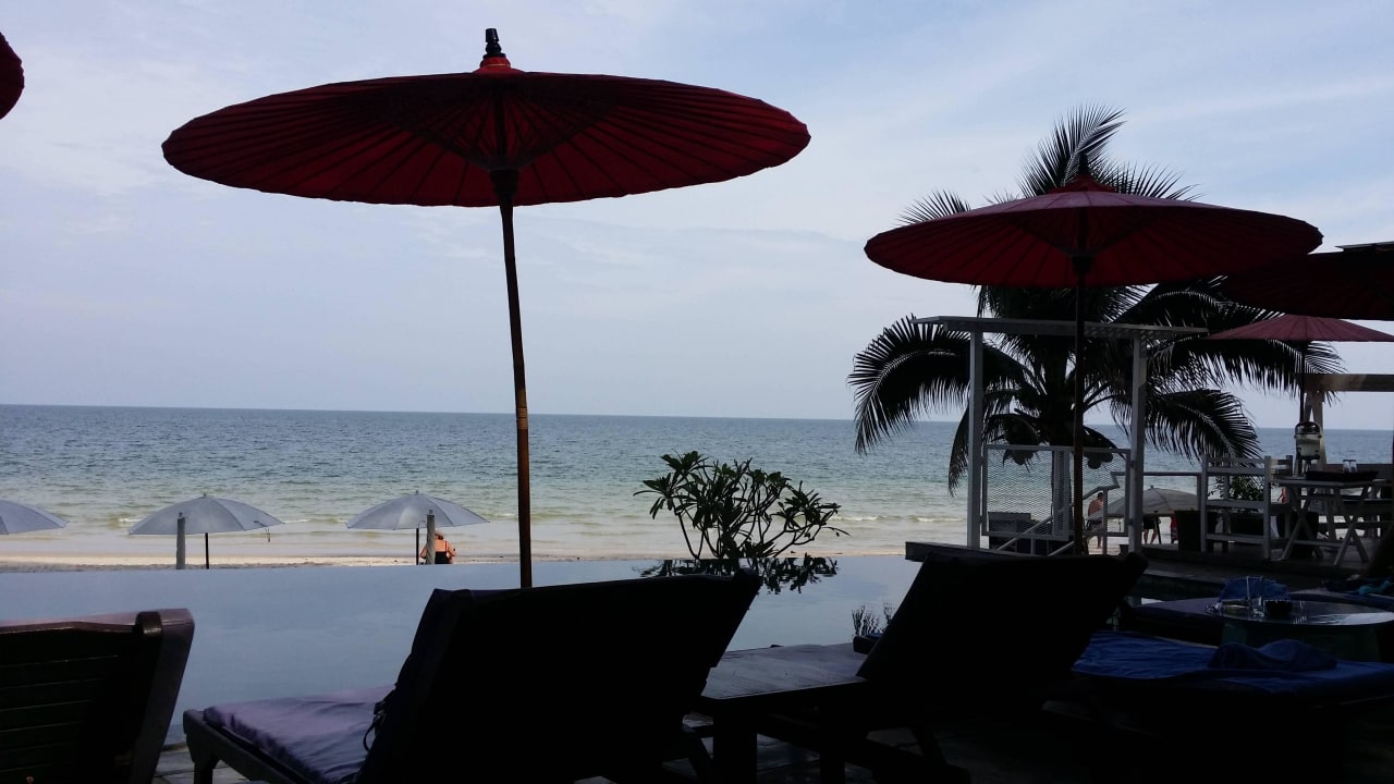 Infinity-Pool Laksasubha Hua Hin