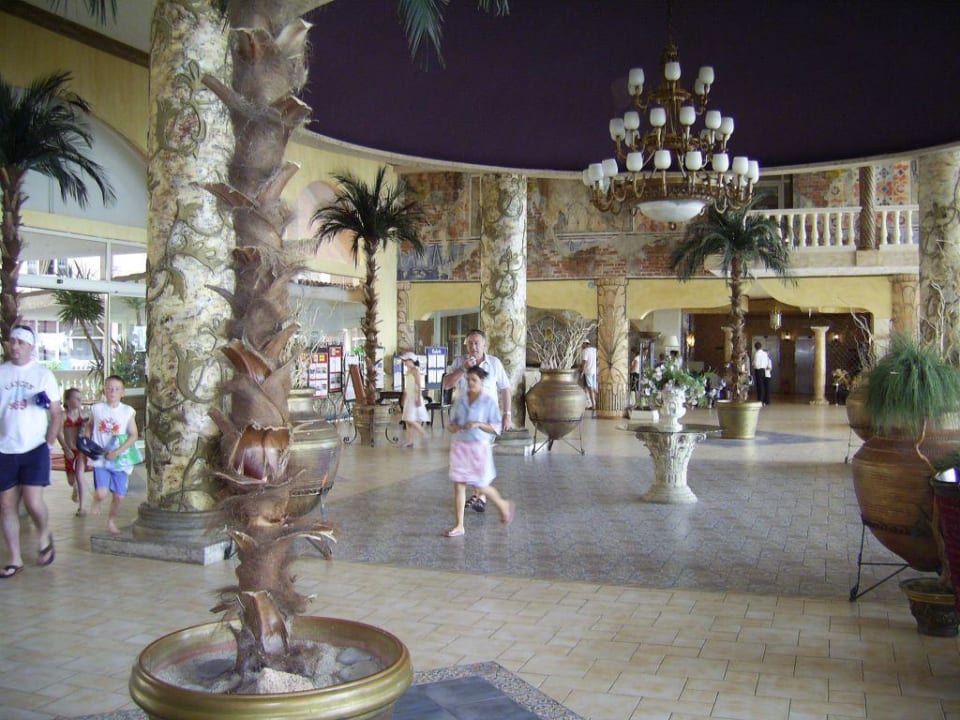 Lobby Royal Park Hotel & Aqua park