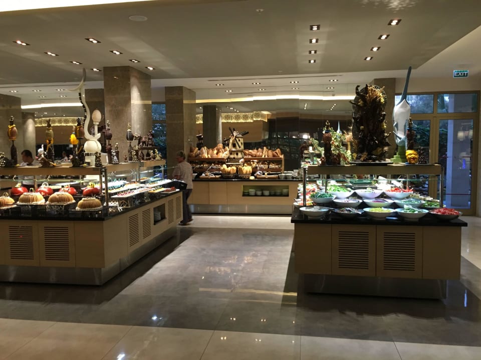 Lecker Belek Beach Resort Hotel