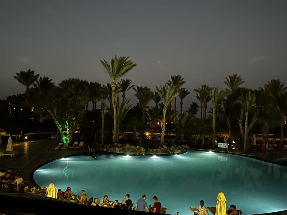 Pool Brayka Bay Resort