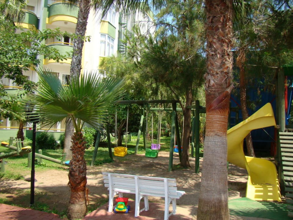 Детская площадка Botanik Hotel & Resort