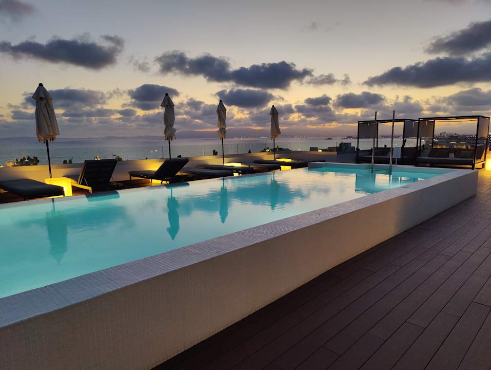 Außenansicht Hotel HM Ayron Park