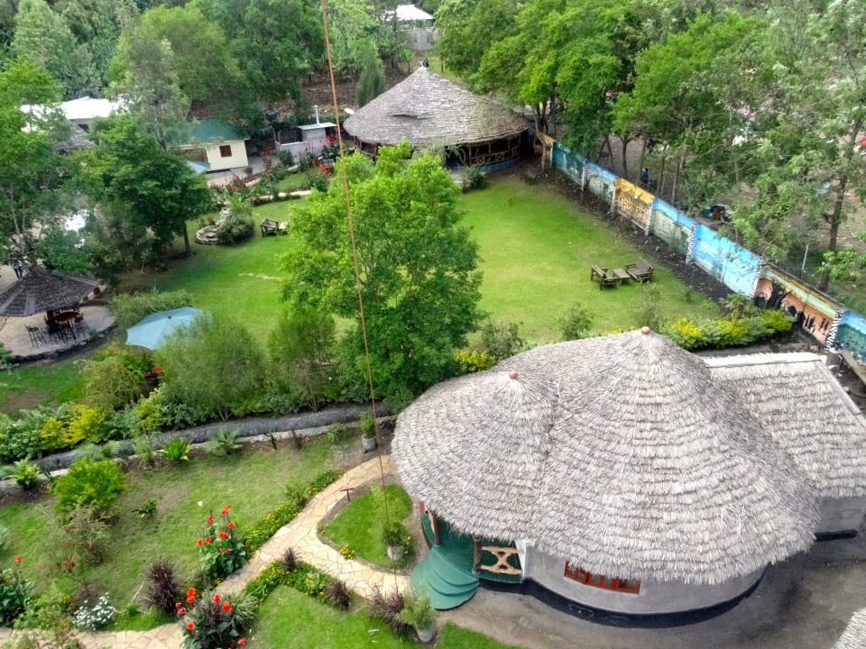 Gartenanlage The Vijiji Center Lodge & Safari