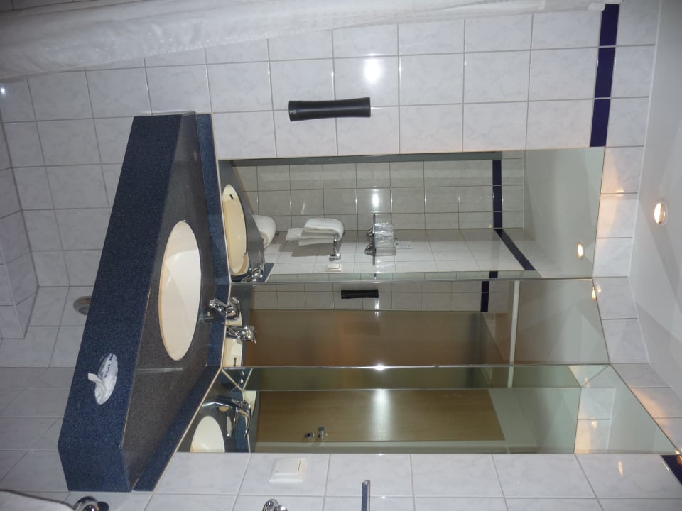 Badezimmer Holiday Inn Express München - Messe