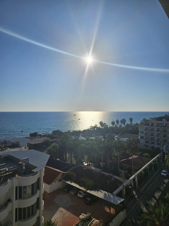 Ausblick Hotel Royal Garden Beach
