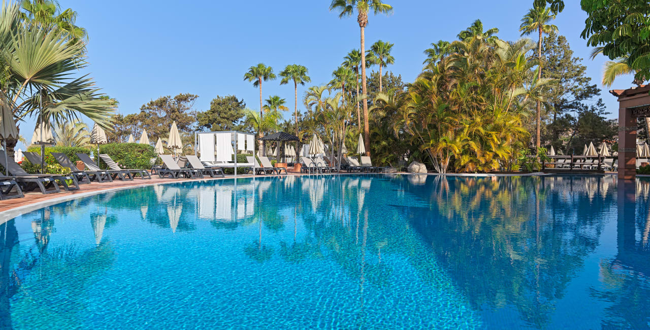 Pool H10 Costa Adeje Palace