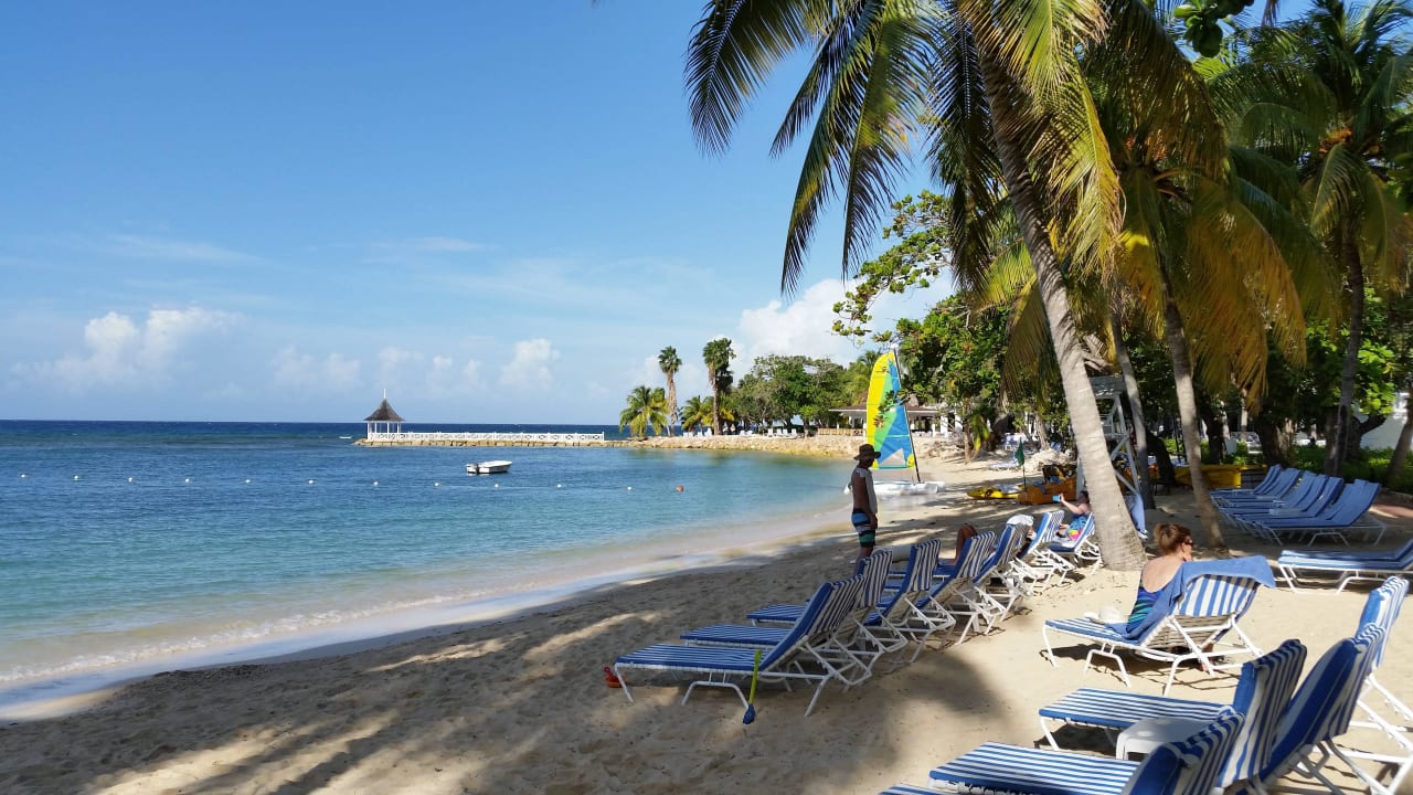 Hauptstrand Half Moon