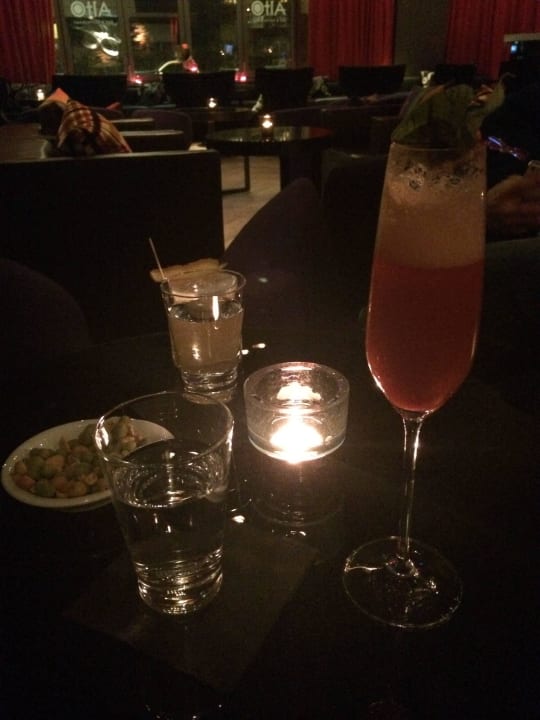 Cocktails Adina Apartment Hotel Berlin Hackescher Markt