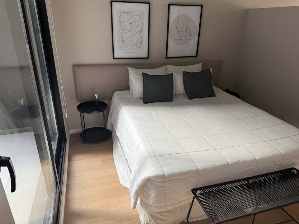 Zimmer Milenia Soho by iPPA