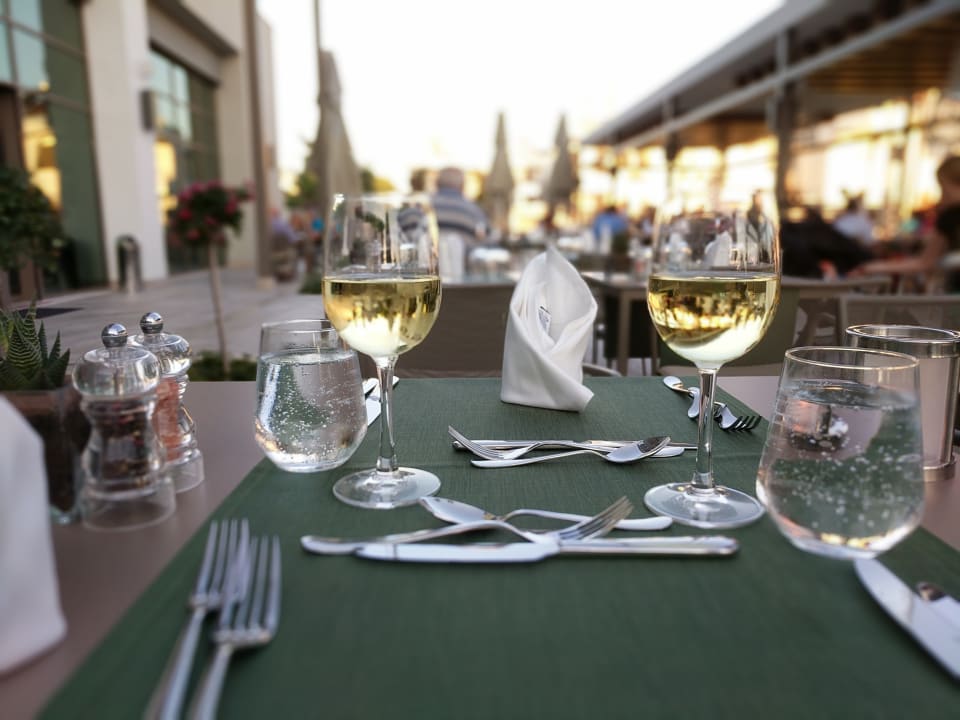 Restaurant Acanthus Cennet Barut Collection