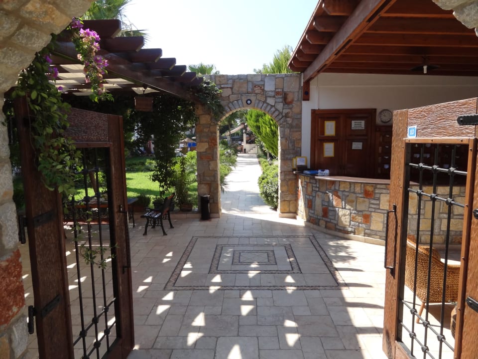 Recepcja Kriss Hotel Kriss