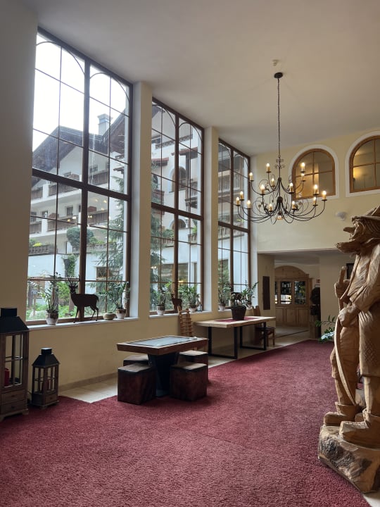 Lobby Alphotel Tyrol