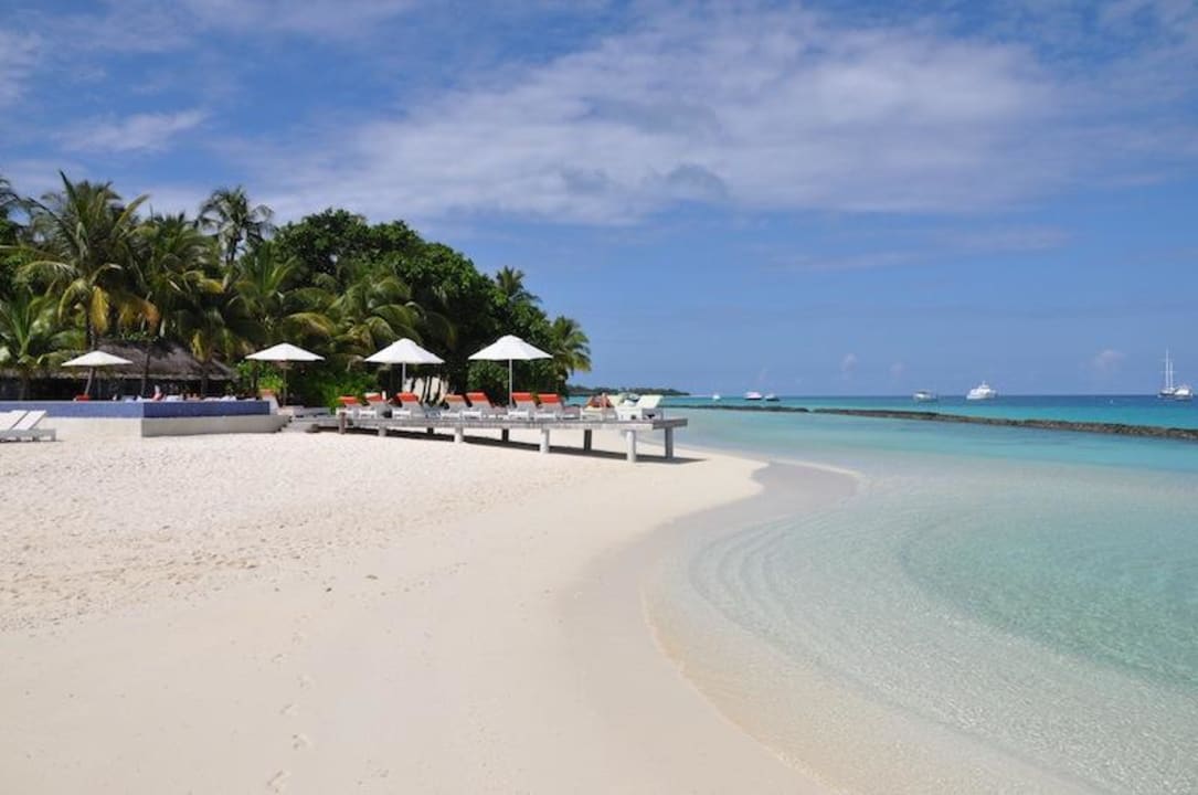 Blick zum Pool Kuramathi Maldives