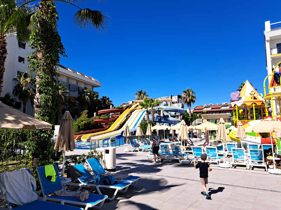 Pool Hane Family Resort