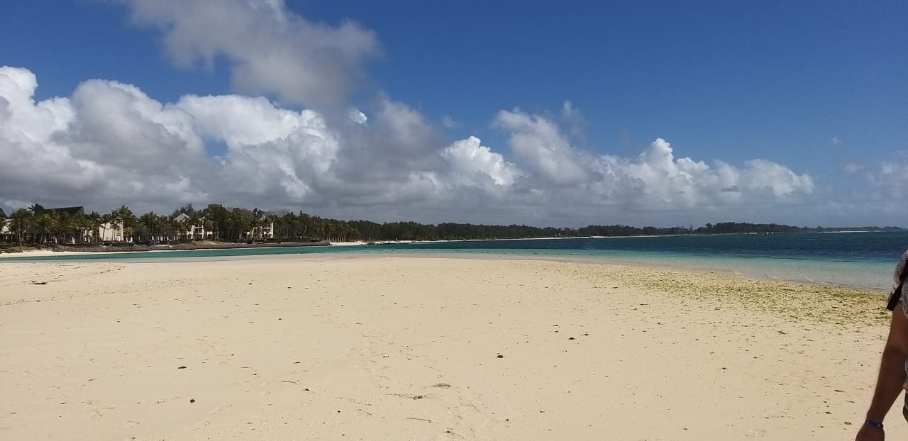 Strand Crystals Beach Resort Belle Mare, a member of Radisson Individuals