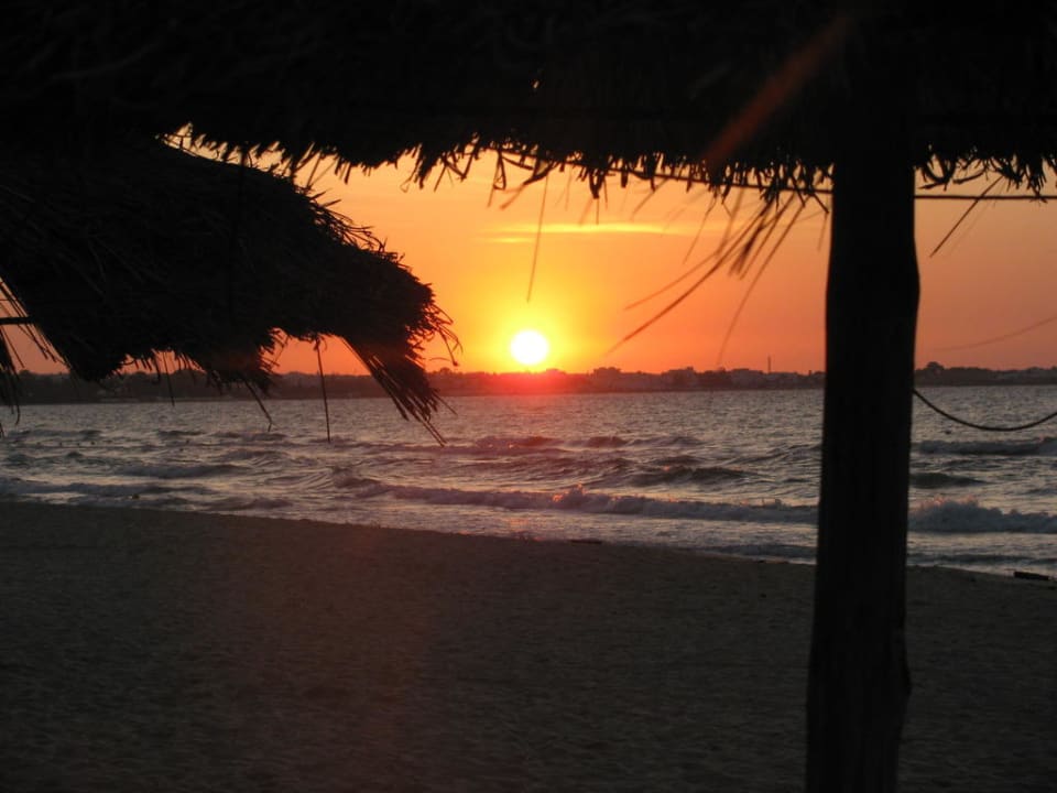 Sonnenaufgang am Strand Steigenberger Marhaba Thalasso Hammamet