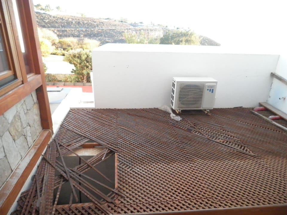 Blick aus dem Treppenhaus Marina Playa Suite Hotel