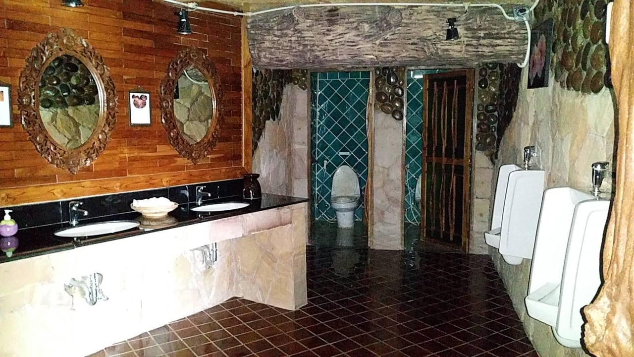 Toiletten Panviman Resort Koh Phangan