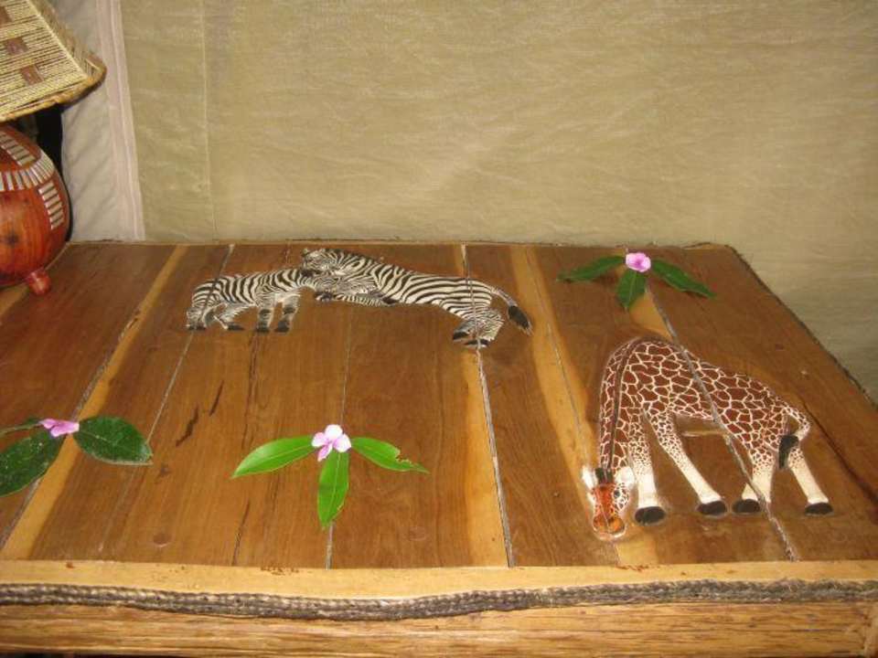 auf dem Schreibtisch Royal Mara Safari Lodge