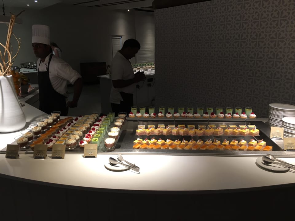 Buffet Lagoon Attitude - Adults only