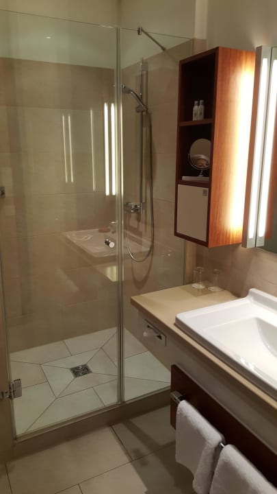 Bad Hotel Navigare Buxtehude