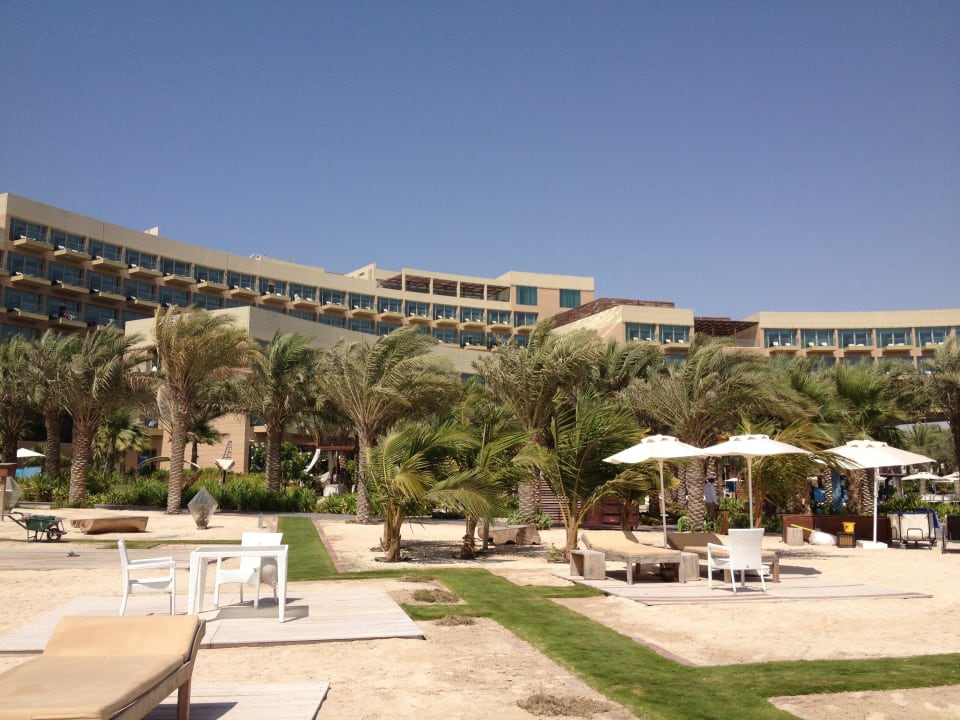Ansicht vom Strand Rixos The Palm Hotel & Suites