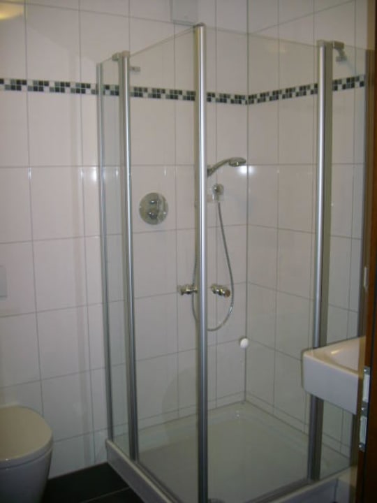 Die schöne große Dusche Gästehaus Funk