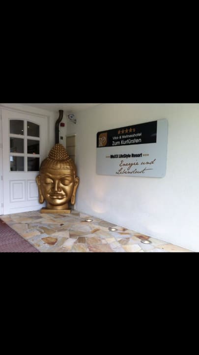 Eingangsbereich LIFESTYLE Resort Zum Kurfürsten