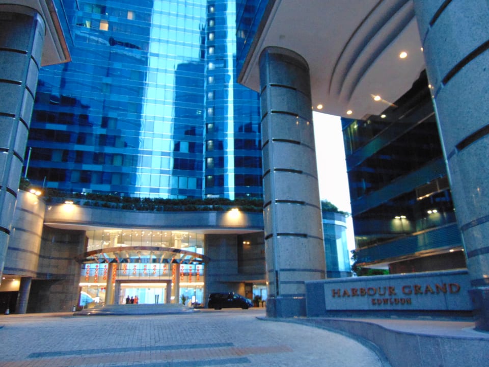 Außenansicht Harbour Grand Kowloon