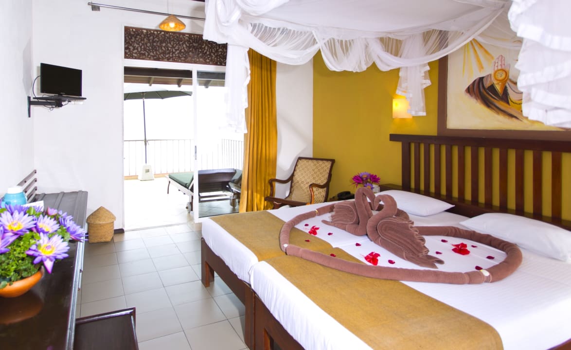 Zimmer Ayurveda Paragon Hotel