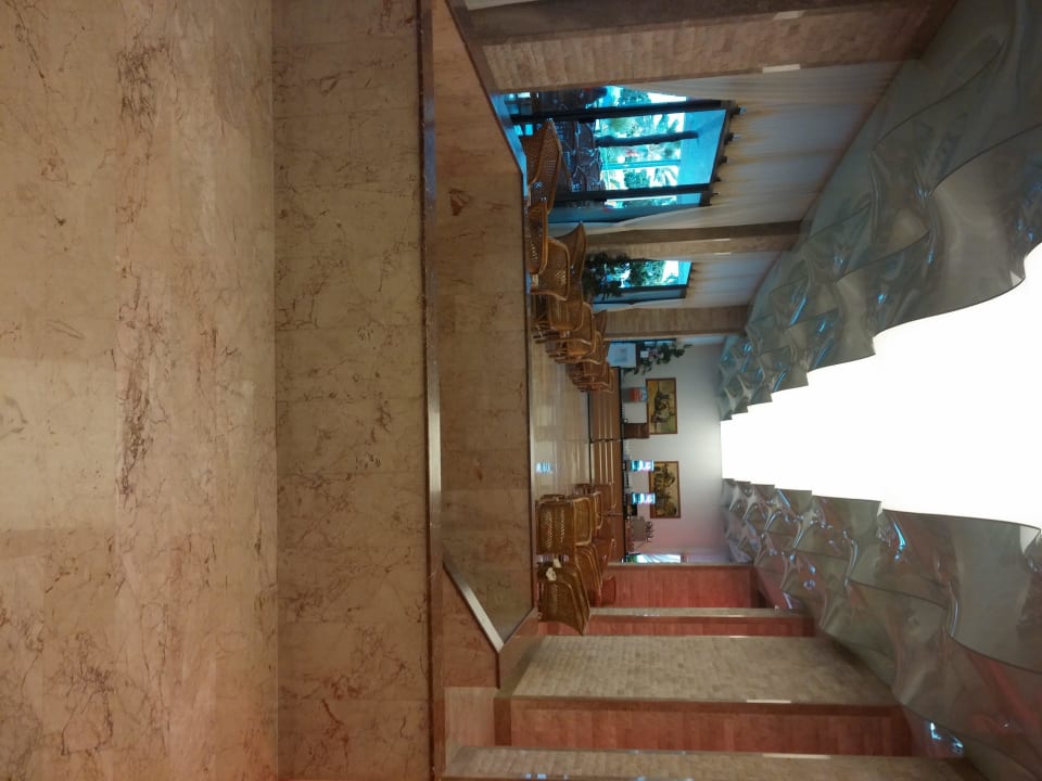 Lobby Hotel Grand Efe