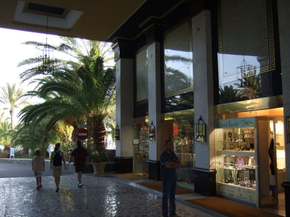Durchgang Hotel Riu Palace Maspalomas Adults Only