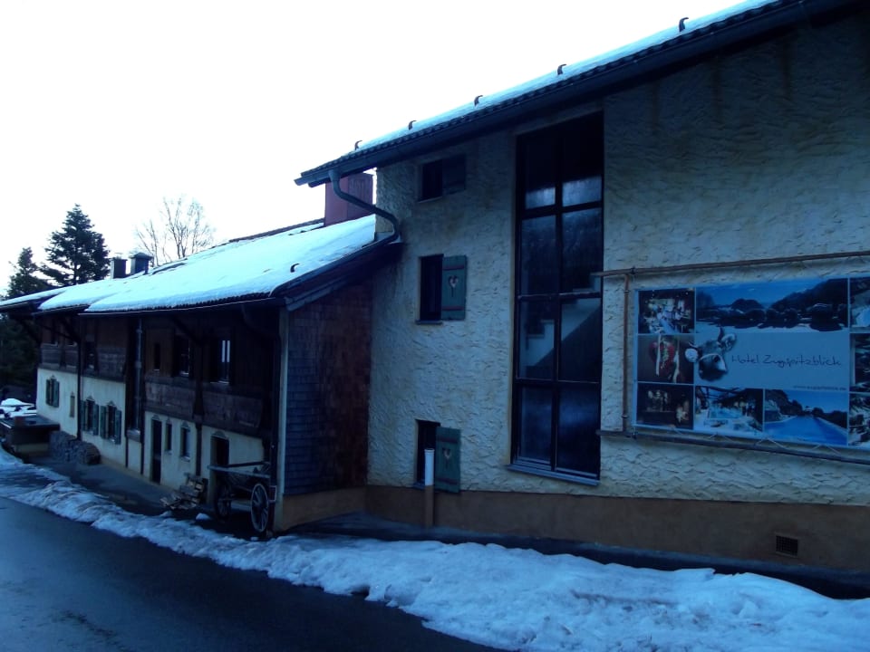 Typisch bayrisch würde ich sagen Hotel Zugspitzblick