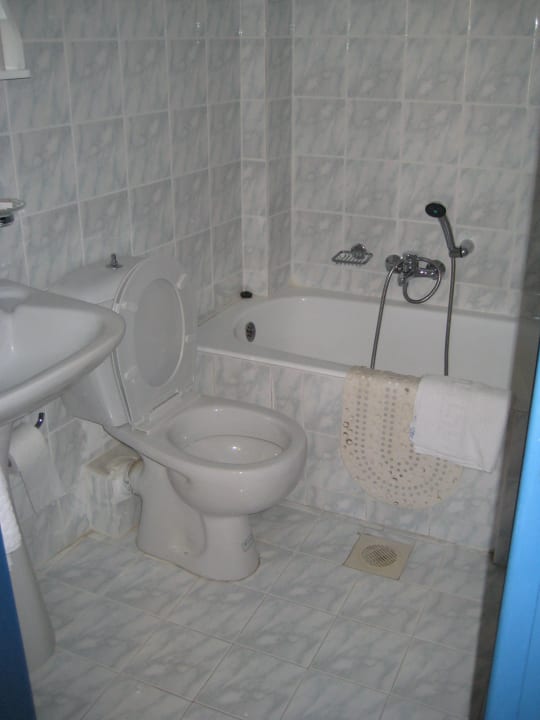 Badezimmer UG Leonidas Suites & Apartments
