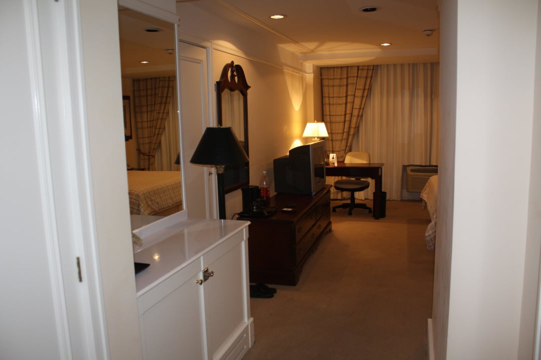 Wohnraum Krystal Satelite Maria Barbara