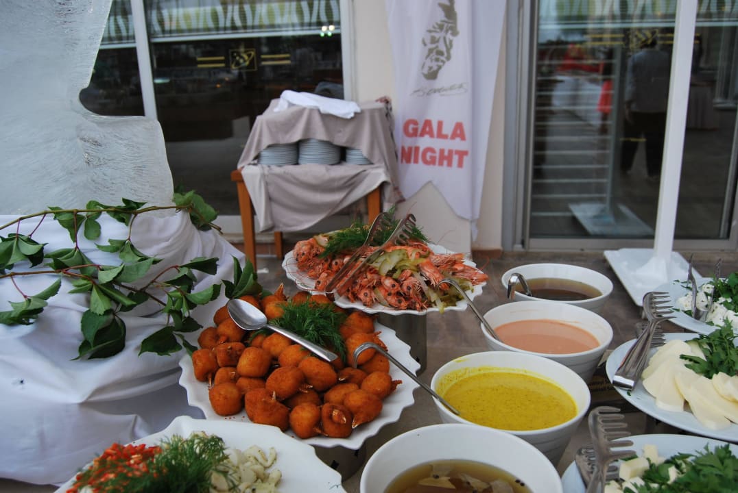 Vis Saturn Palace Resort Hotel