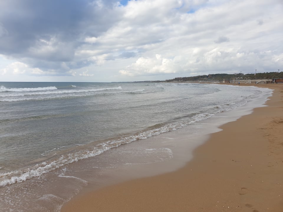 Strand Side Story Resort & Spa