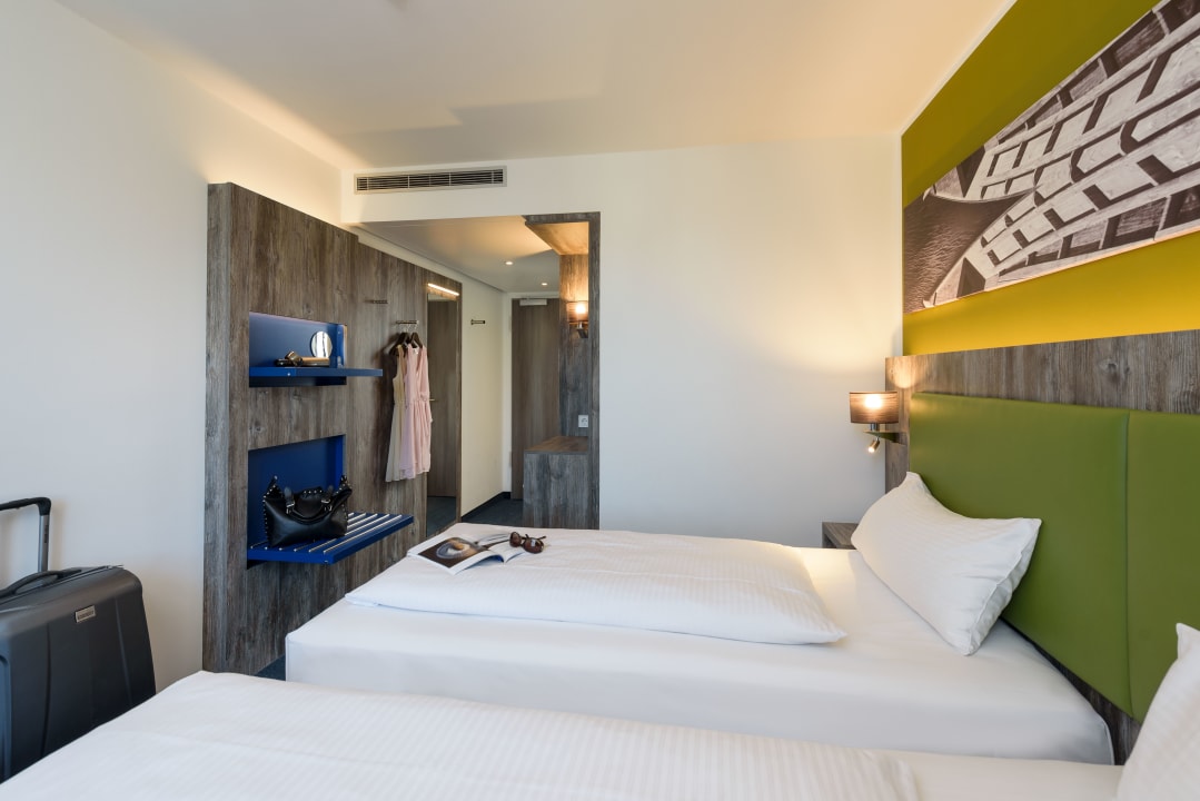 Zimmer ibis Styles Tubingen