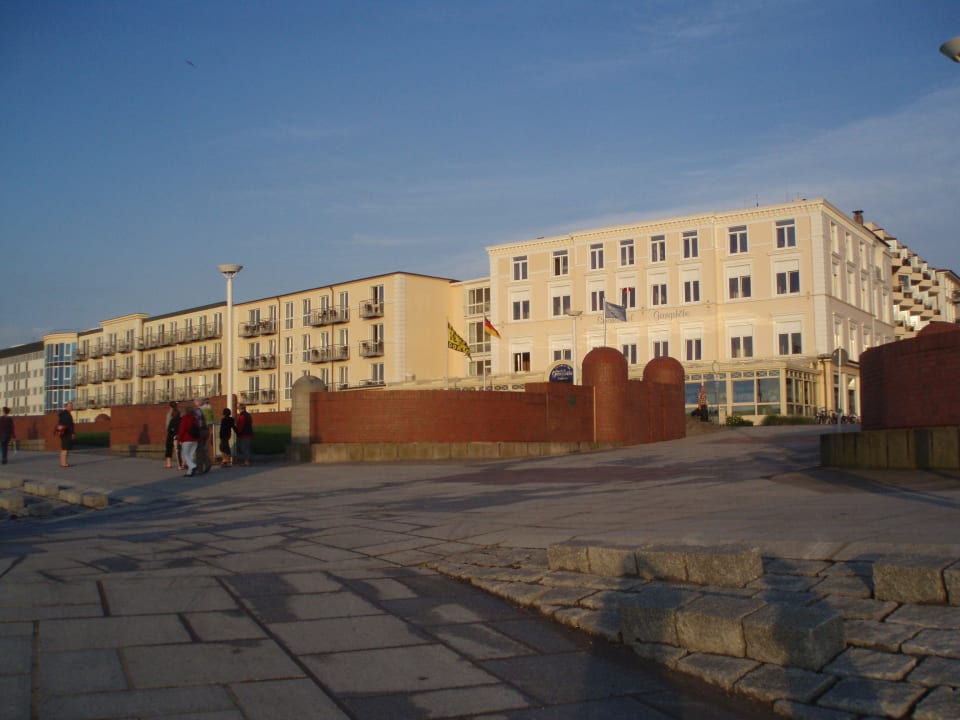 Blick von der Promenade / Strand Strandhotel Georgshöhe