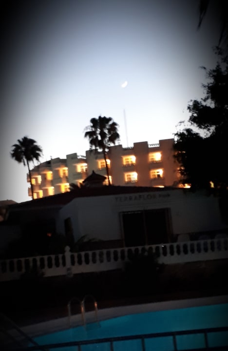 Außenansicht HL Miraflor Suites Hotel