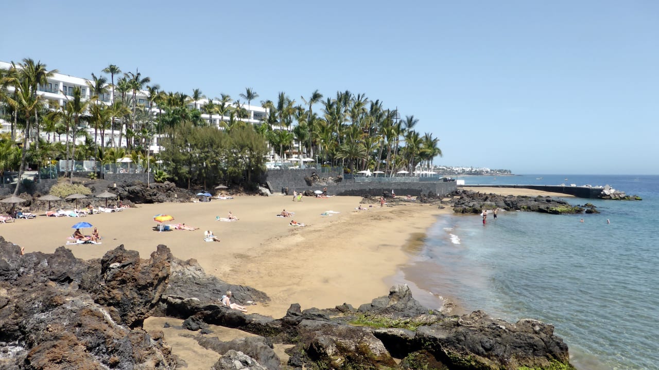 Strand Hotel Fariones