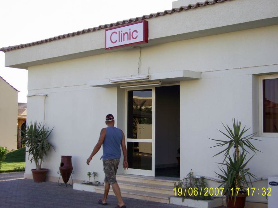 Clinic Pickalbatros Dana Beach Resort - Hurghada