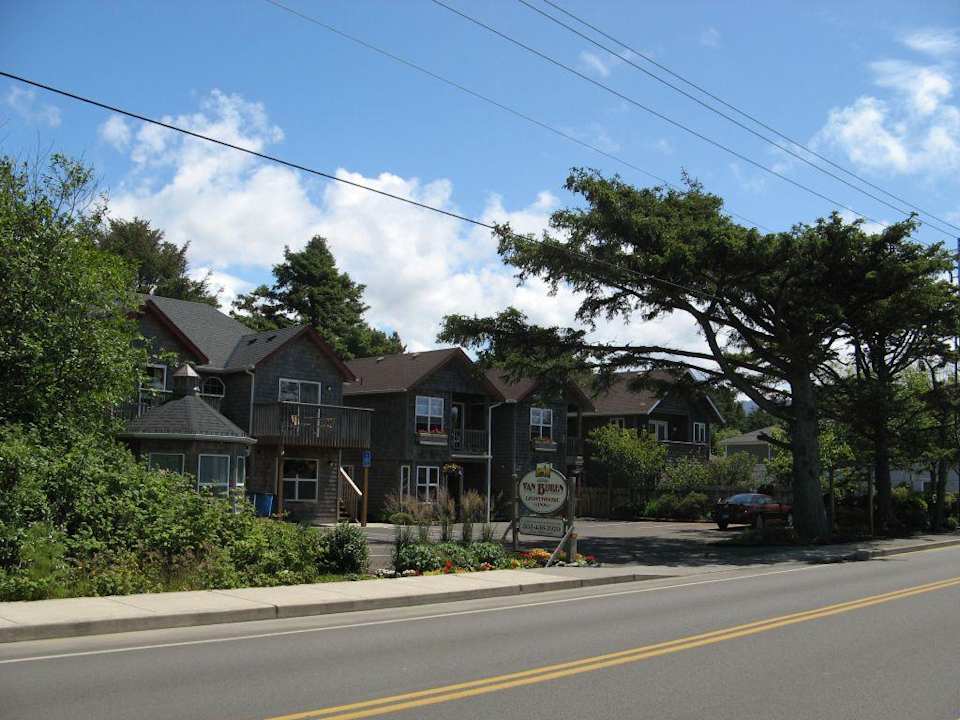 Van Buren Lighthouse Inn in Cannon Beach Van Buren Lighthouse Inn