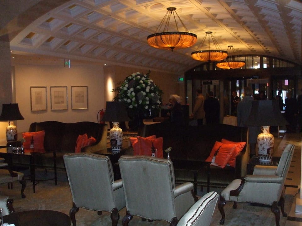 Sicherheitsschleuse im Hotel Adlon, Berlin Hotel Adlon Kempinski Berlin