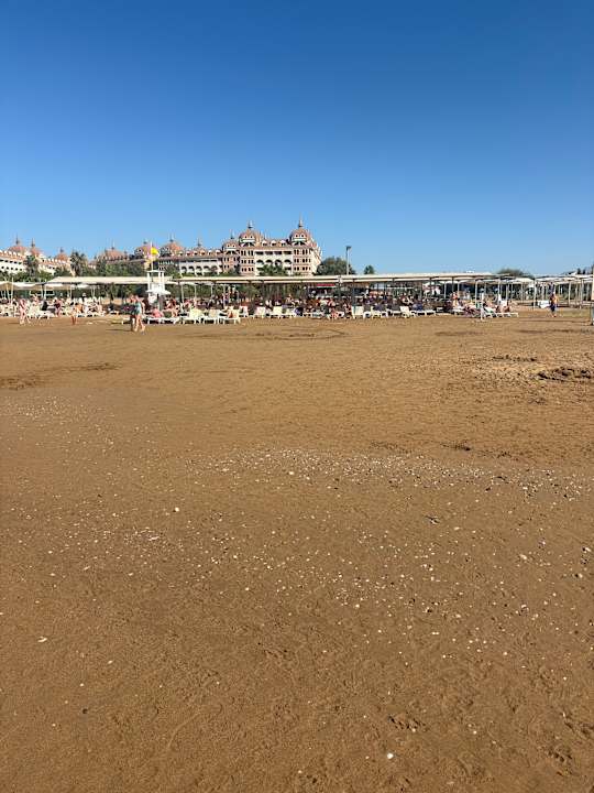 Strand Glamour Resort & Spa