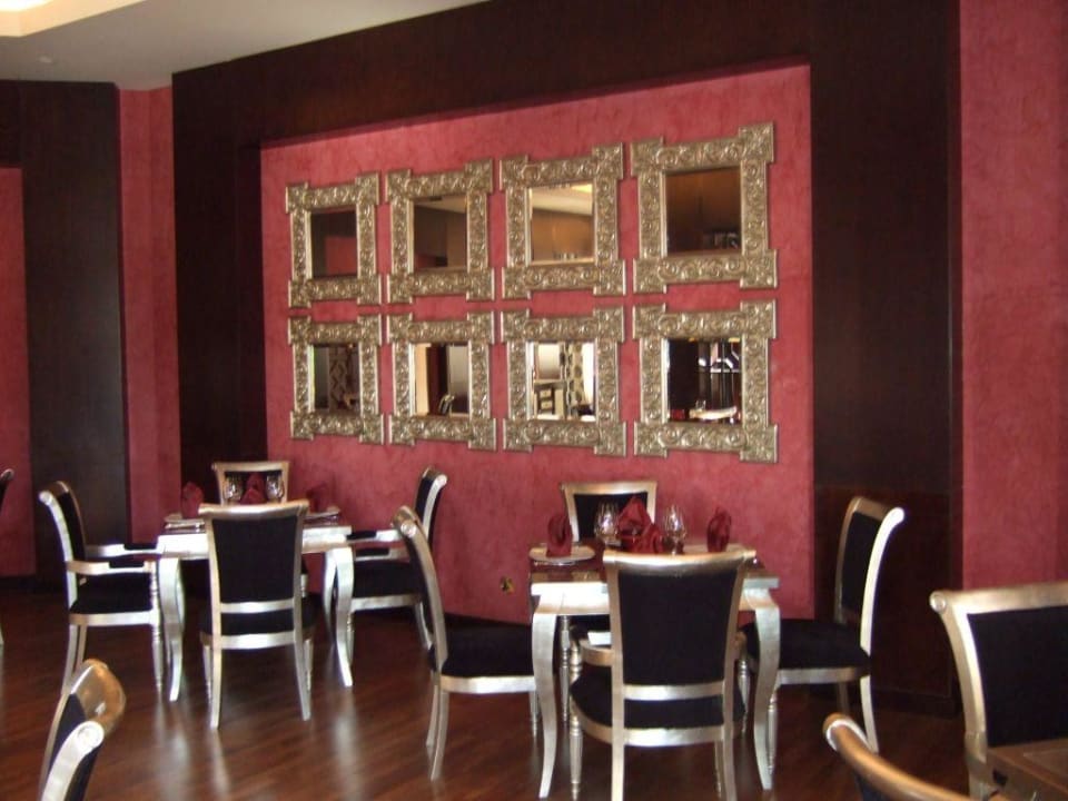 Thairestaurant Miramar Al Aqah Beach Resort